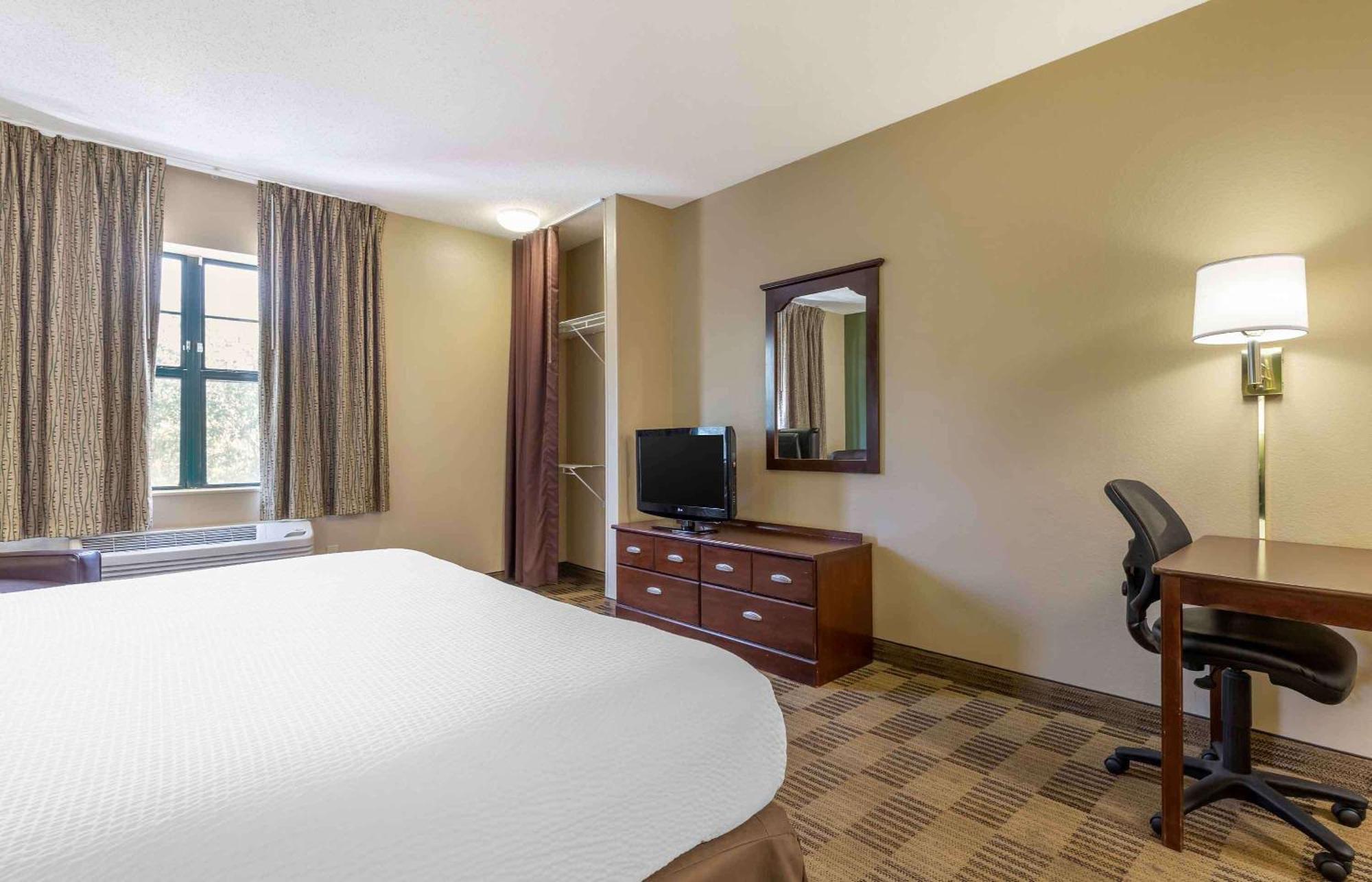 Extended Stay America Select Suites - Fayetteville - Springdale Exterior photo